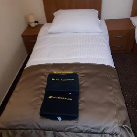 Poniatowskiego 民宿 马佐夫舍地区格罗济斯克